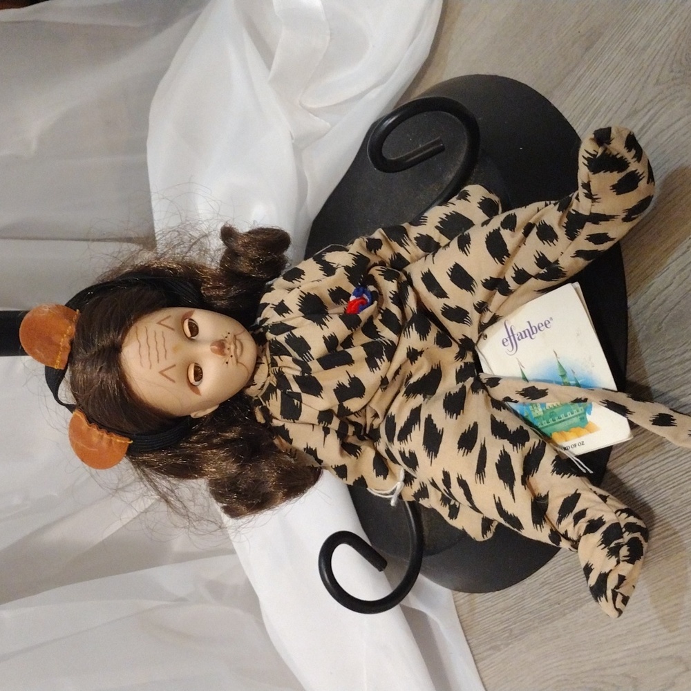 Vintage 1966 Wizard of OZ Effanbee Doll Co  #1159 Cowardly Lion